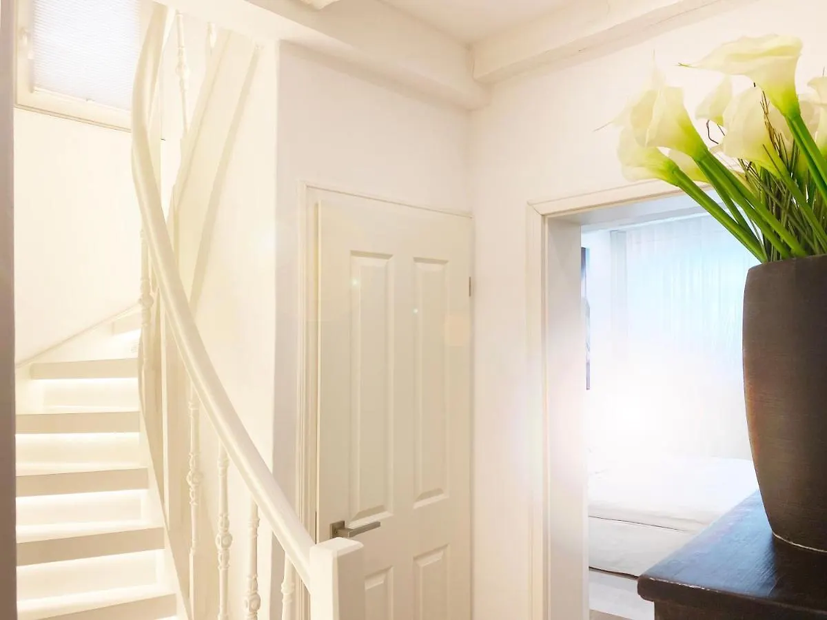 White Apartment هامبورغ ألمانيا